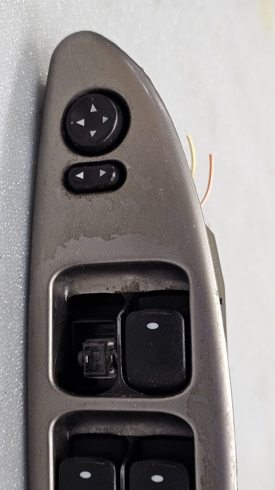 04-07 MALIBU LEFT DRIVER MASTER POWER WINDOW DOOR CONTROL SWITCH ASSEMBLY SILVER