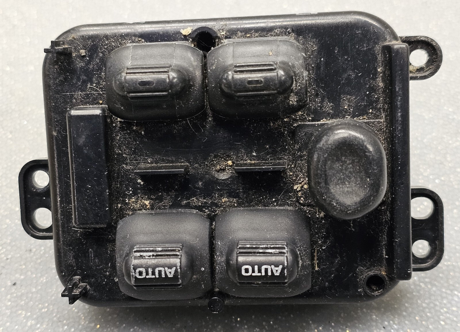 🔥05-07 JEEP LIBERTY DRIVERS SIDE LEFT MASTER WINDOW SWITCH OEM