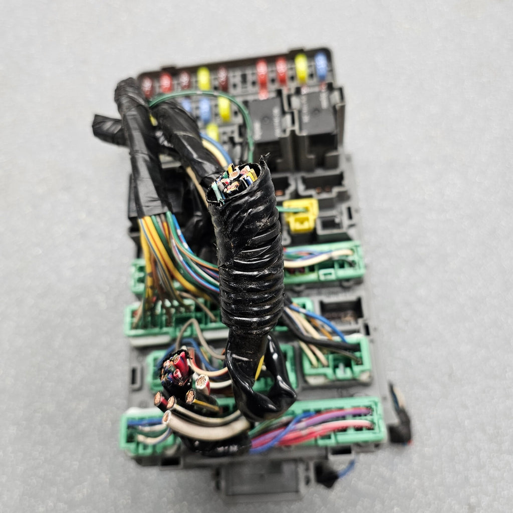 🔥02-04 Honda CR-V crv under dash fuse box automatic OEM