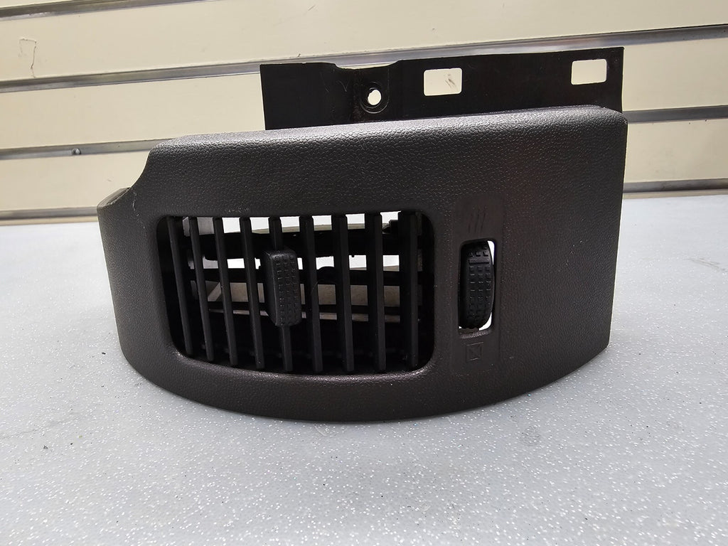🔥05-08 Nissan Pathfinder Center Dash Bezel RIGHT Air Vent Trim A/C Heater
