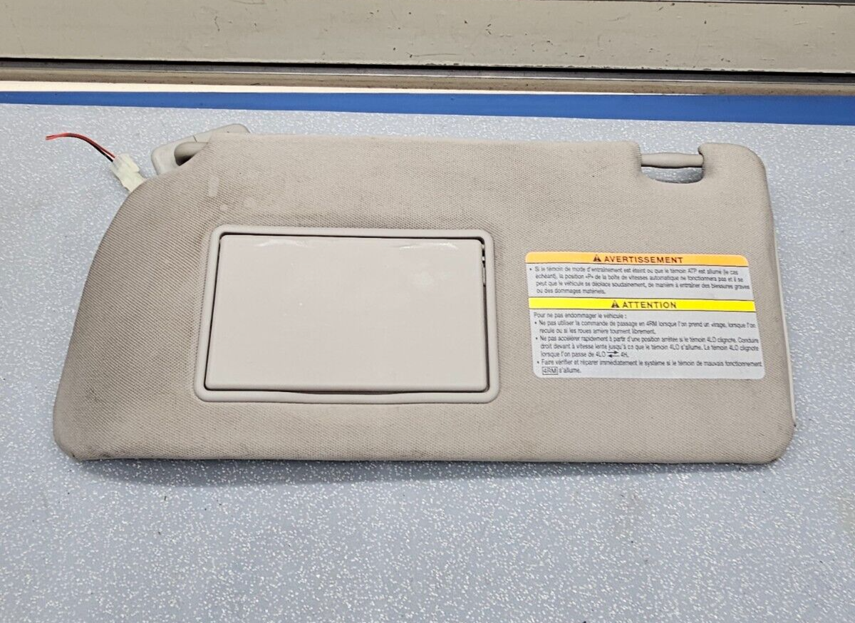 🔥05-12 Nissan Xterra Frontier Pathfinder Sun Visor driver side (gray-lighted)