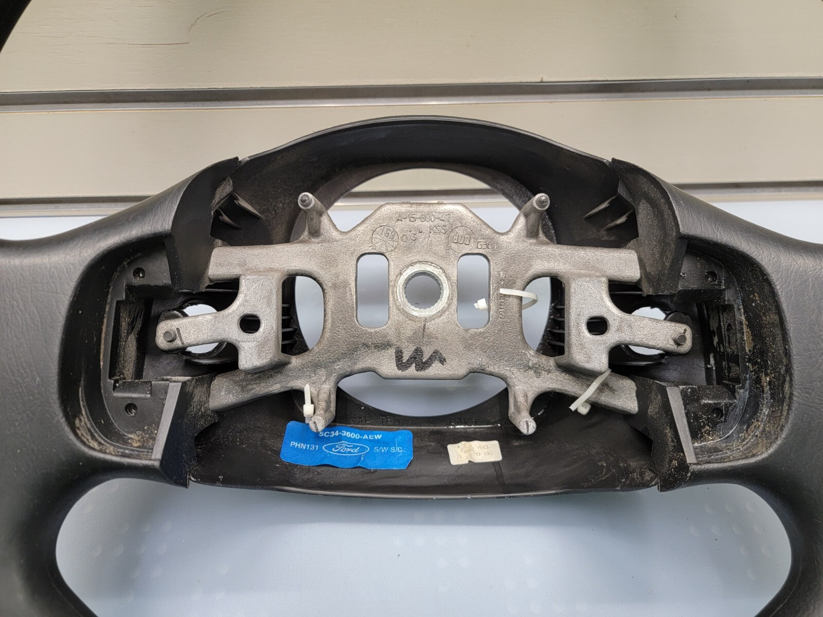 🔥1997-2003 Ford F-150  Steering Wheel Cruise Dash black