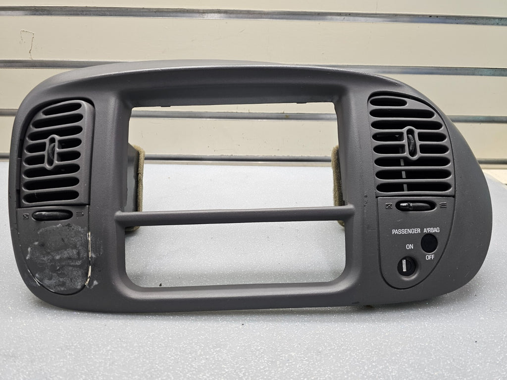 🔥97-03 Ford F150 Center Dash Radio Climate Trim Surround BEZEL Panel Line GRAY