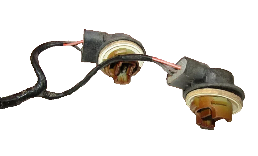 🔥98-02 Grand Marquis Tail Brake Light Lamp Connector Wiring Harness Assembly