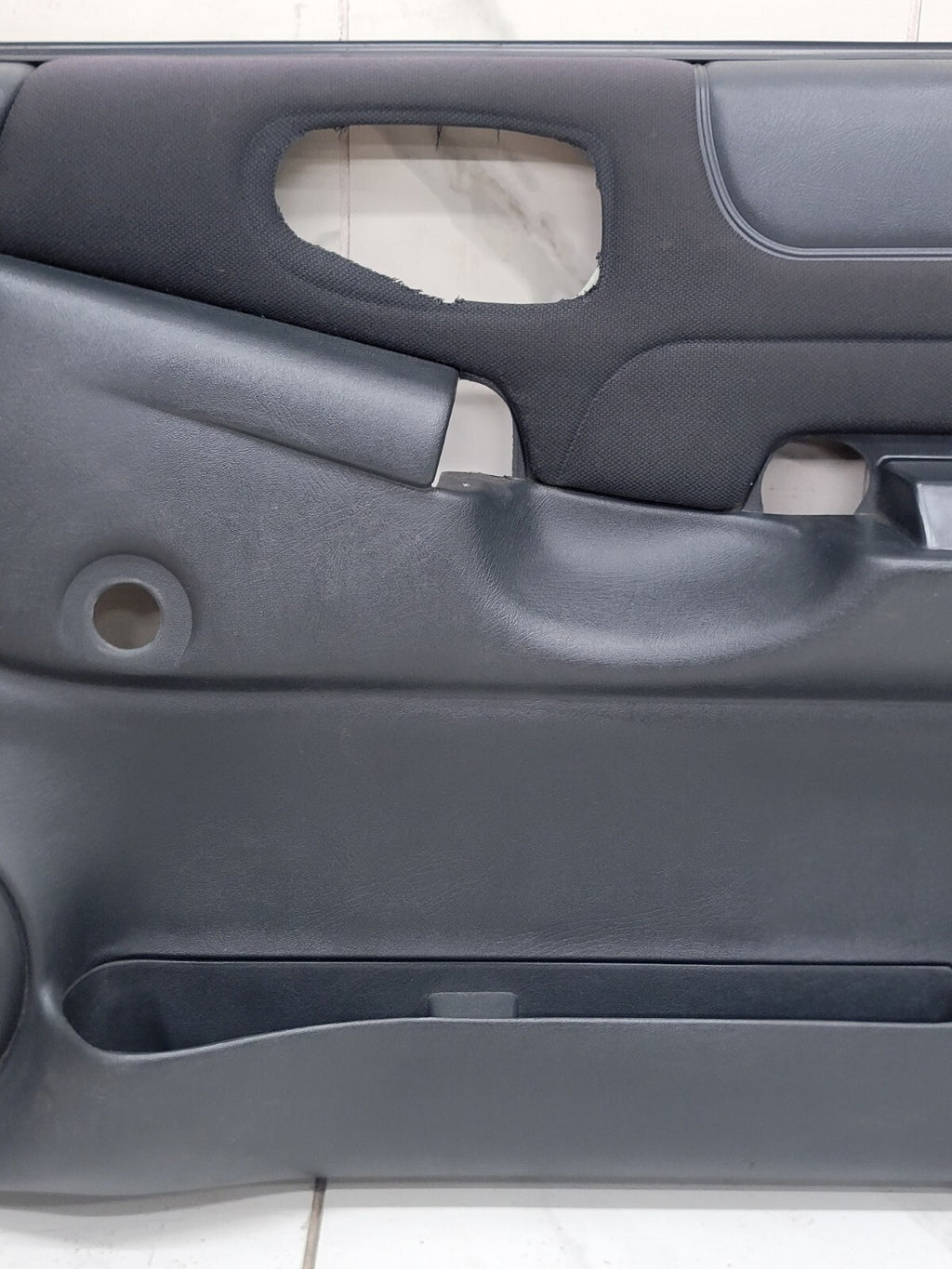 98-04 Chevy Blazer Jimmy S-10 GMC Sonoma Front Door Panels MANUAL OEM RIGHT GRAY