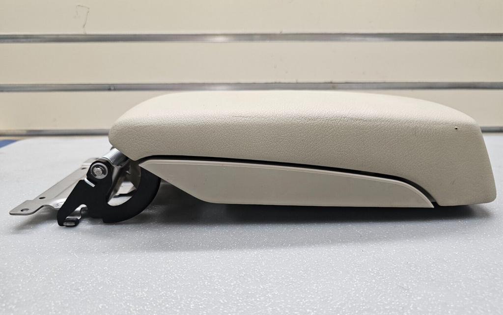 🔥10-14 LEGACY OUTBACK CENTER CONSOLE ARMREST LID COVER TOP PAD ASSEMBLY LT TAN
