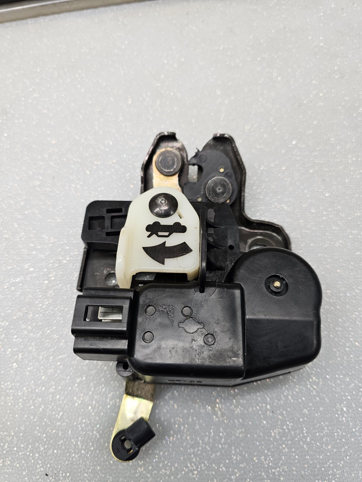 🔥2002-2006 Nissan Altima Trunk Latch Lid Lock Actuator Release OEM