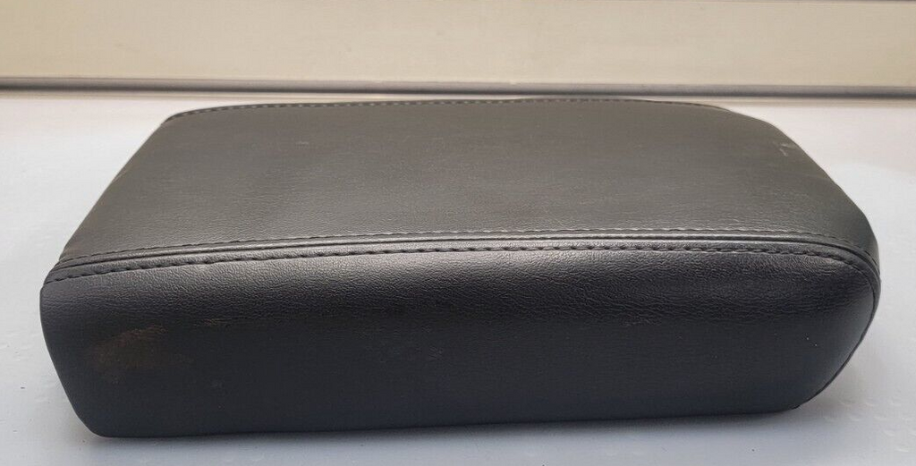 🔥07-17 TRAVERSE ACADIA Outlook Enclave Leather Armrest Console Lid Cover BLACK