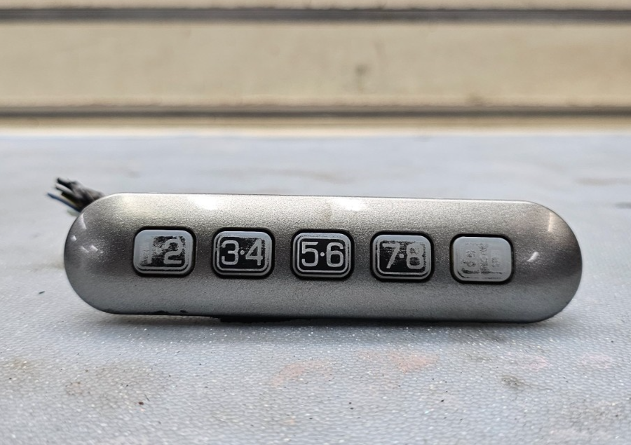 🔥05-12 Edge Escape Milan Mariner Left Driver Door Keyless Entry Number Keypad