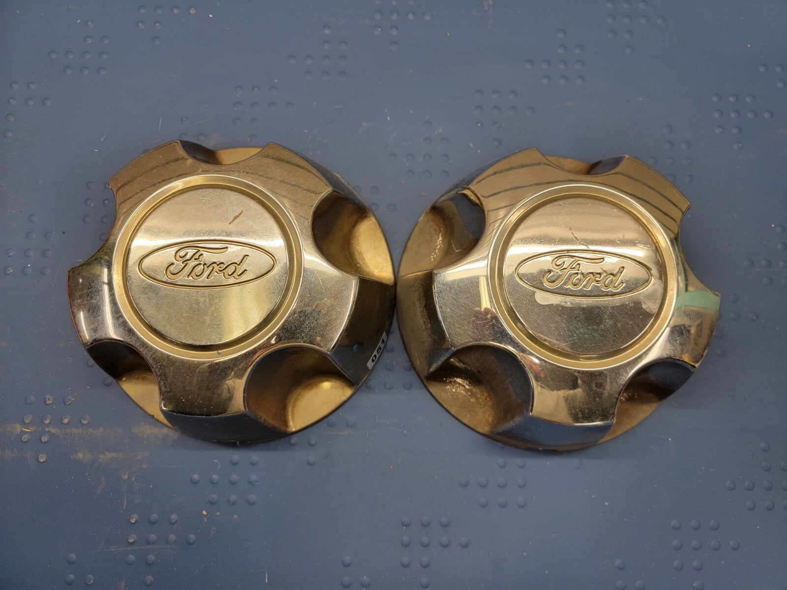 🔥1997-2001 Ford Ranger Explorer wheel center caps set