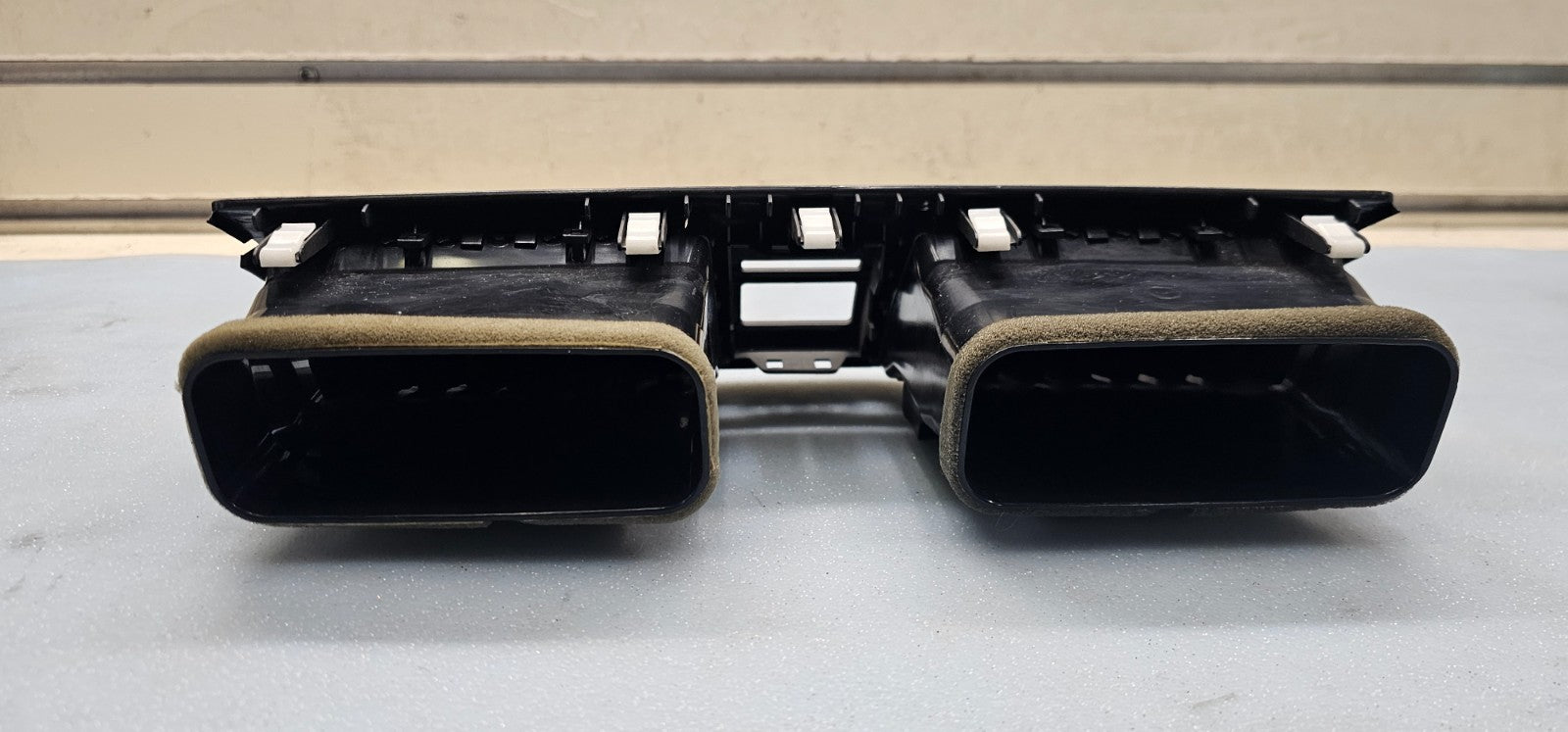 🔥07-11 Toyota Camry Dash Center AC A/C HVAC Air Vent Heater Trim Panel Black