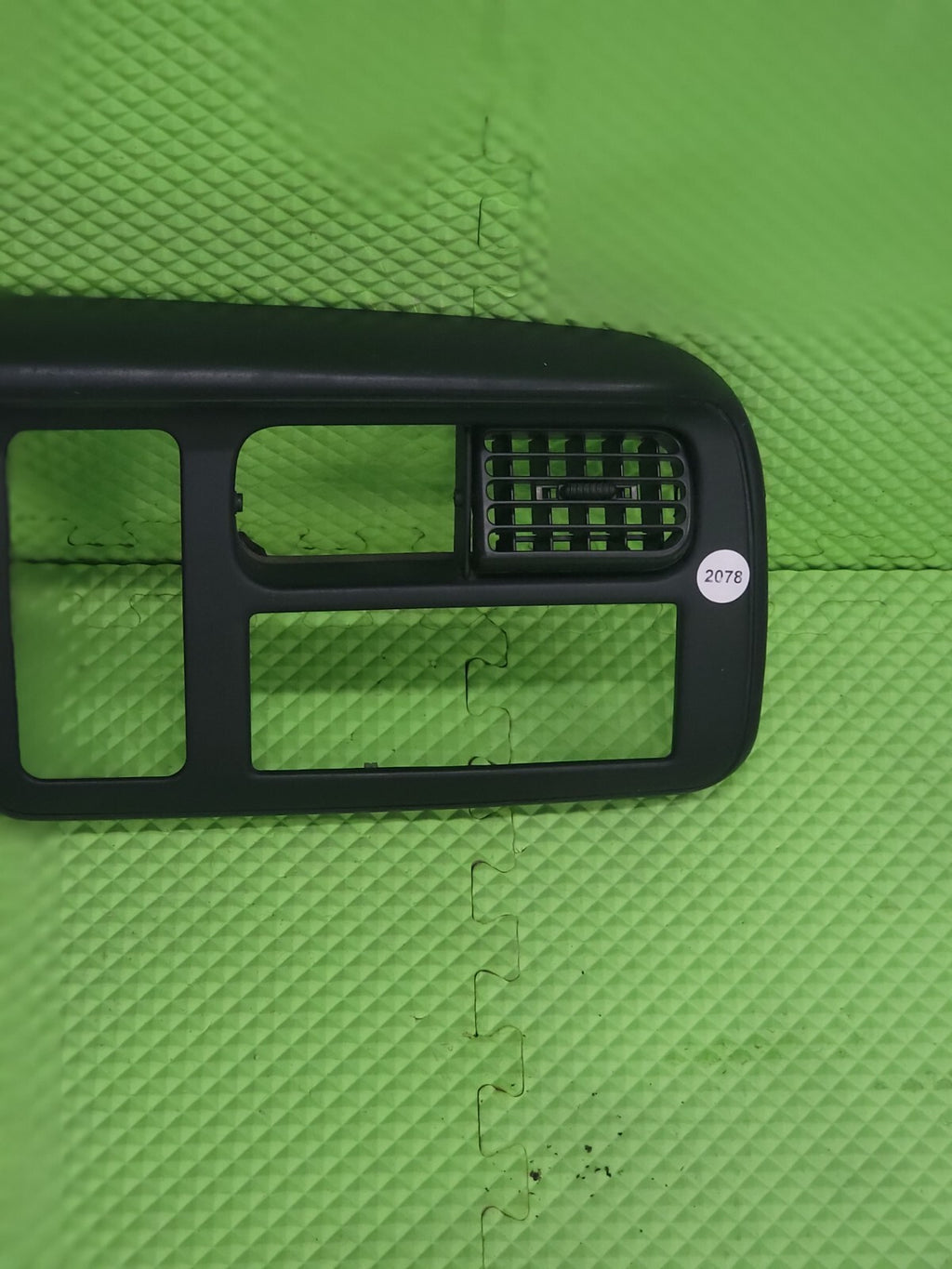 🔥98 - 00 Dodge Dakota & Durango Dash Trim Radio Gauge Cluster Bezel black C30