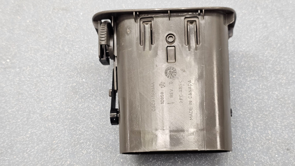 🔥 01-07 Grand Caravan Town Country Dash Left Driver Master Air Vent Heater Tan