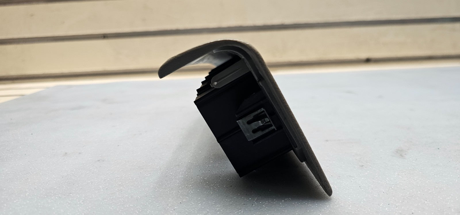 🔥03-06 Silverado SIERRA Door Window Switch FRONT RIGHT Passenger TAN/Black