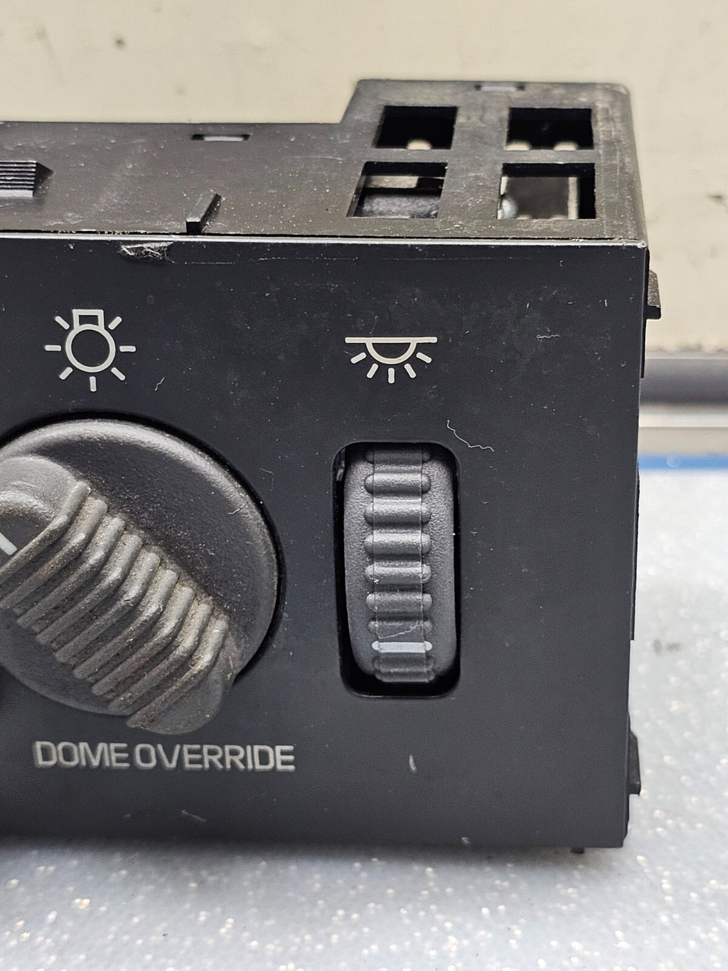 🔥95-99 CHEVY GMC TRUCK C/K Headlight Lamp Control Switch DOME OVER RIDE HS2
