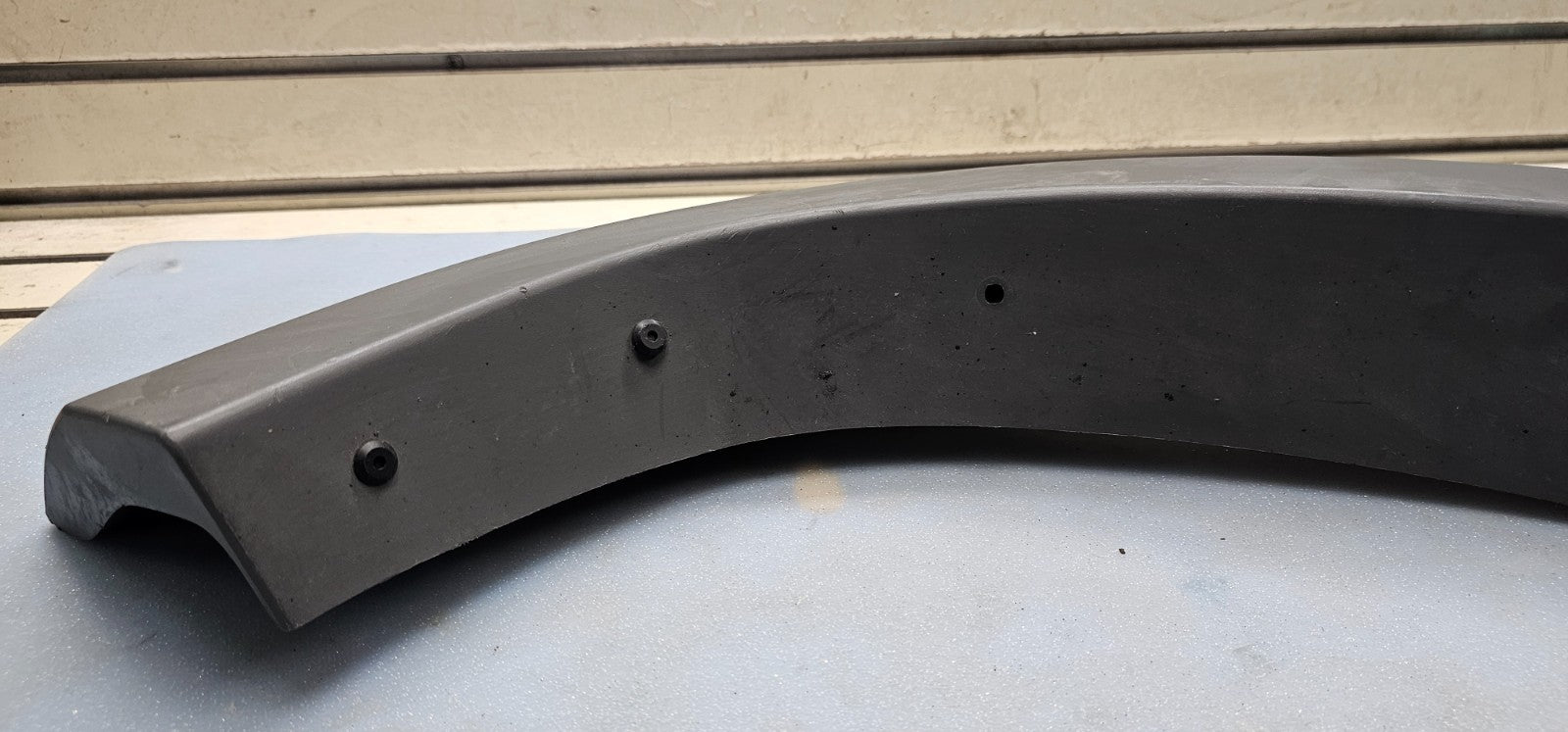 🔥02-07 Jeep Liberty Right Rear Door Fender Flair Extension Molding Gray
