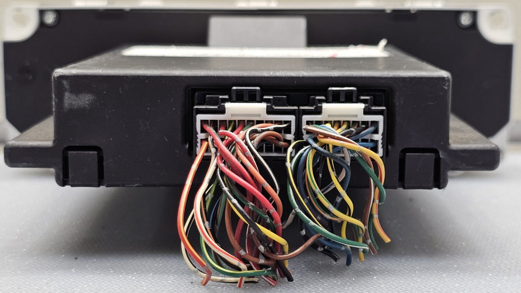 04-06 MITSUBISHI Galant Dash A/C Climate Heater Temperature Control Panel UNIT