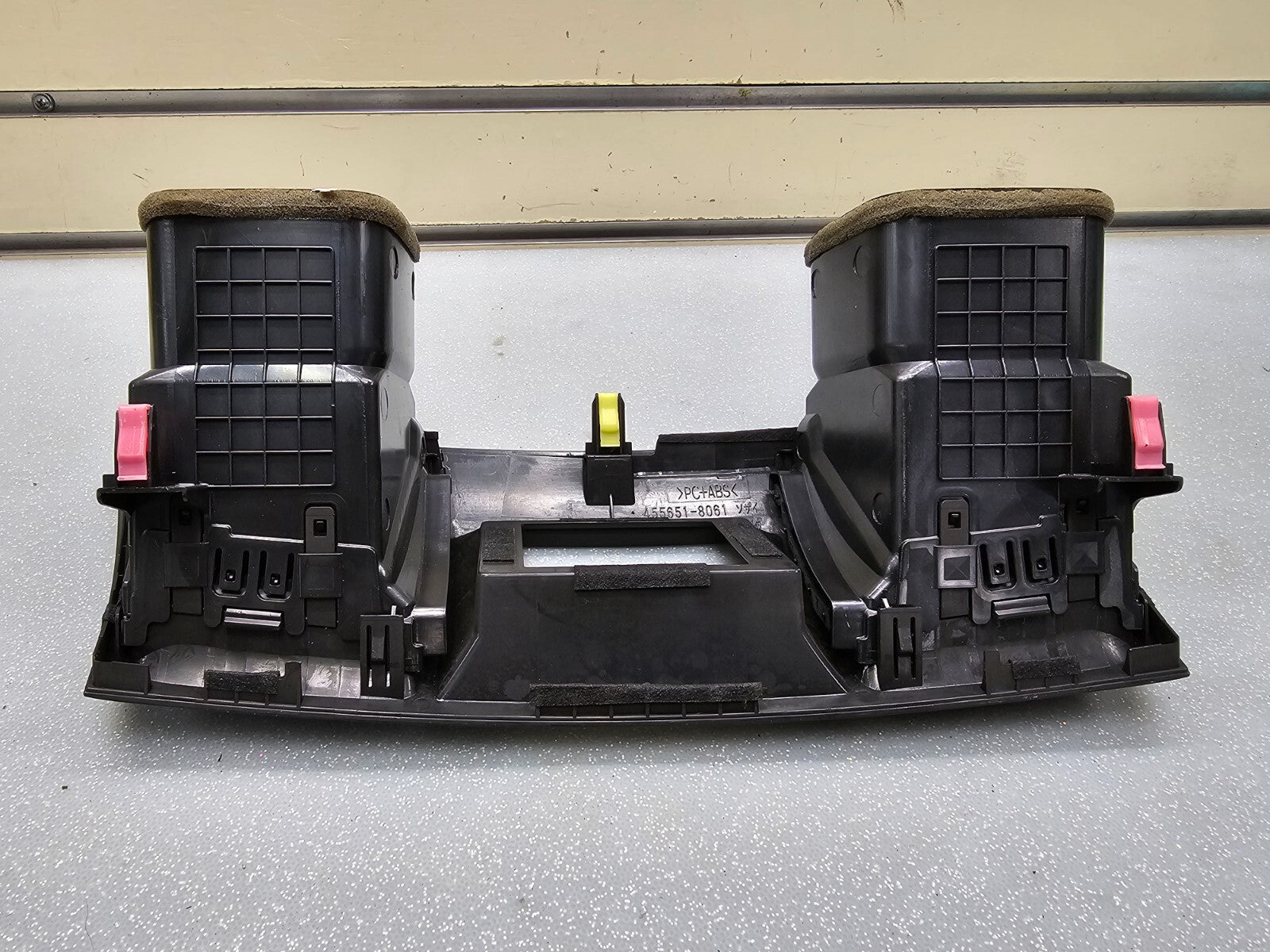 🔥08-13 Toyota Highlander Center Dash AC Air Vents Trim Bezel Assembly Black OEM
