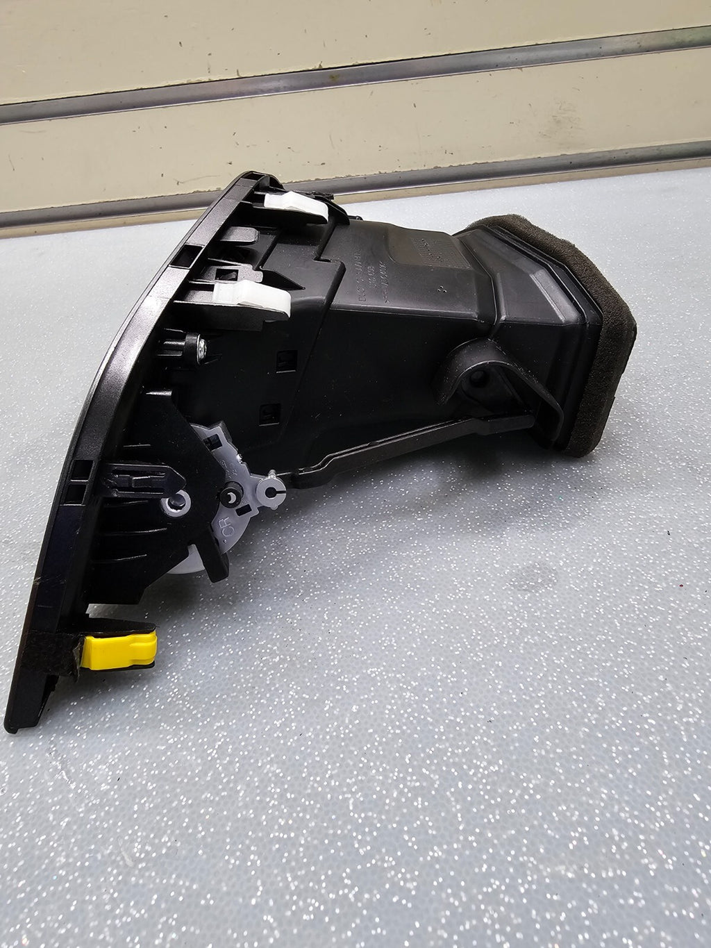 🔥13-16 Hyundai Hyundai Santa Fe Heater AC Air Dash Vent PASSENGER CENTER RH
