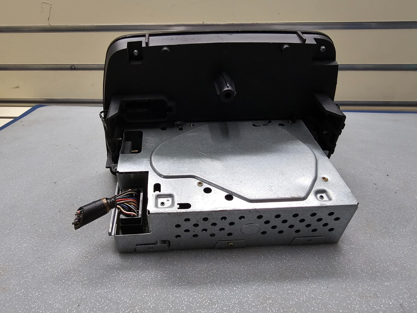 🔥2001-2003 Ford Taurus Dash Am Fm CD Player Radio Equipment Receiver HTANC OEM