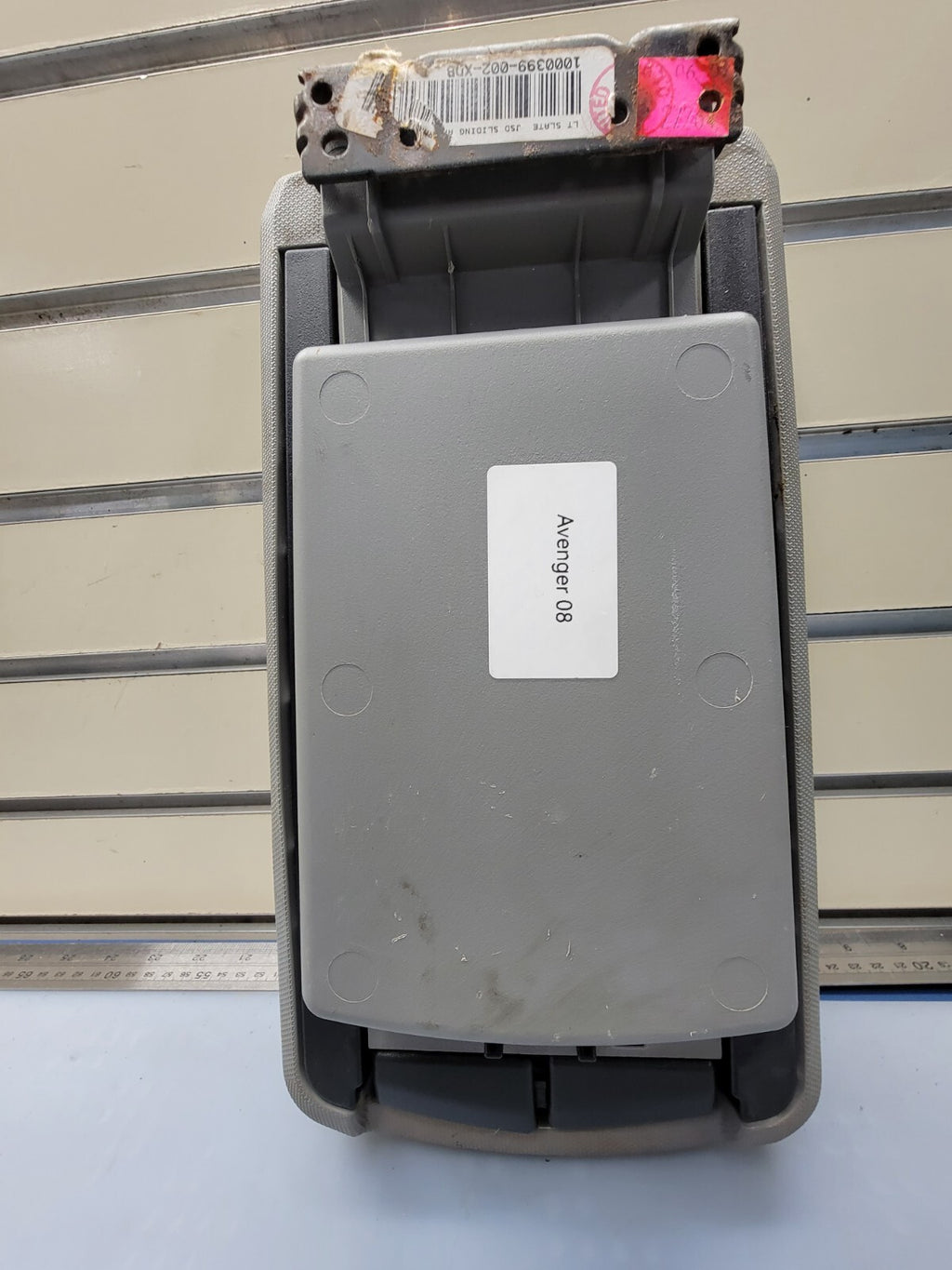 🔥08 - 10 DODGE AVENGER/CHRYSLER SEBRING CENTER CONSOLE & ARM RESTER LID GRAY