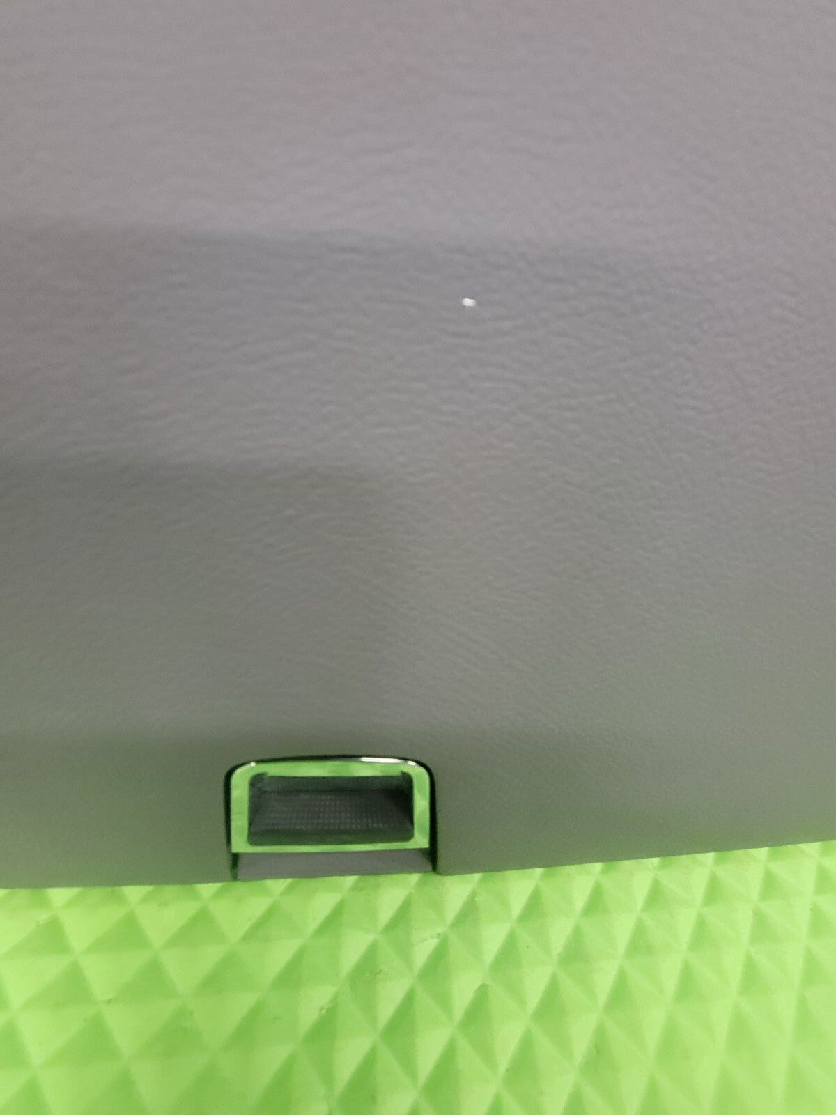 🔥09-15 Chevy Traverse Dash Storage Cubby Compartment Cover Box Assembly Gray