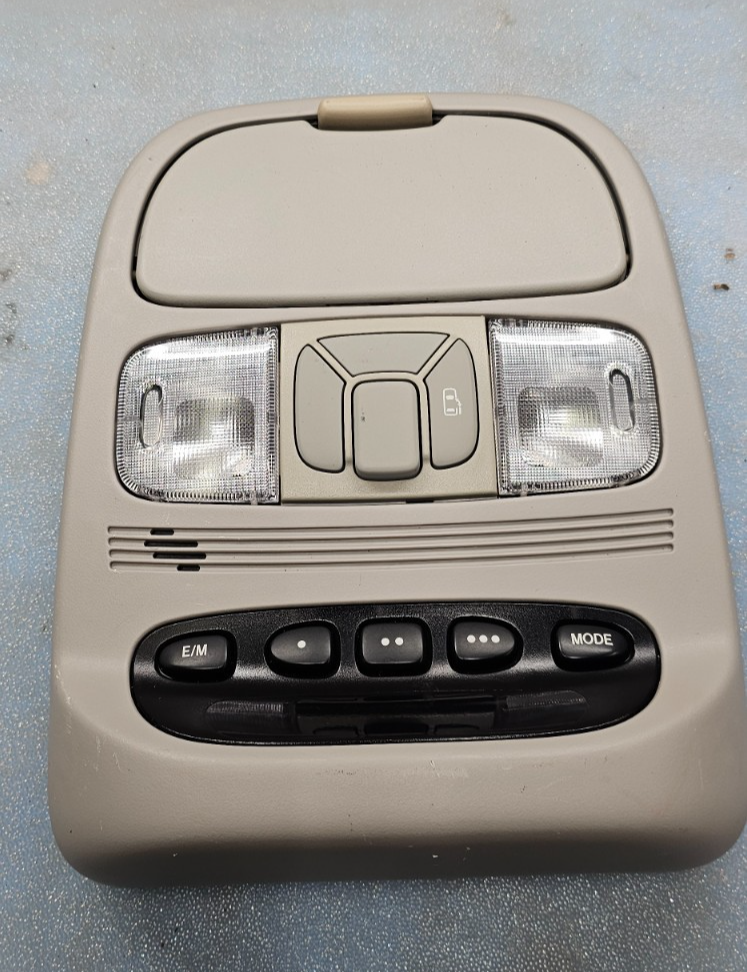 🔥04-10 Toyota Sienna Overhead Console Dome Map Light Storage Assembly LT GRAY
