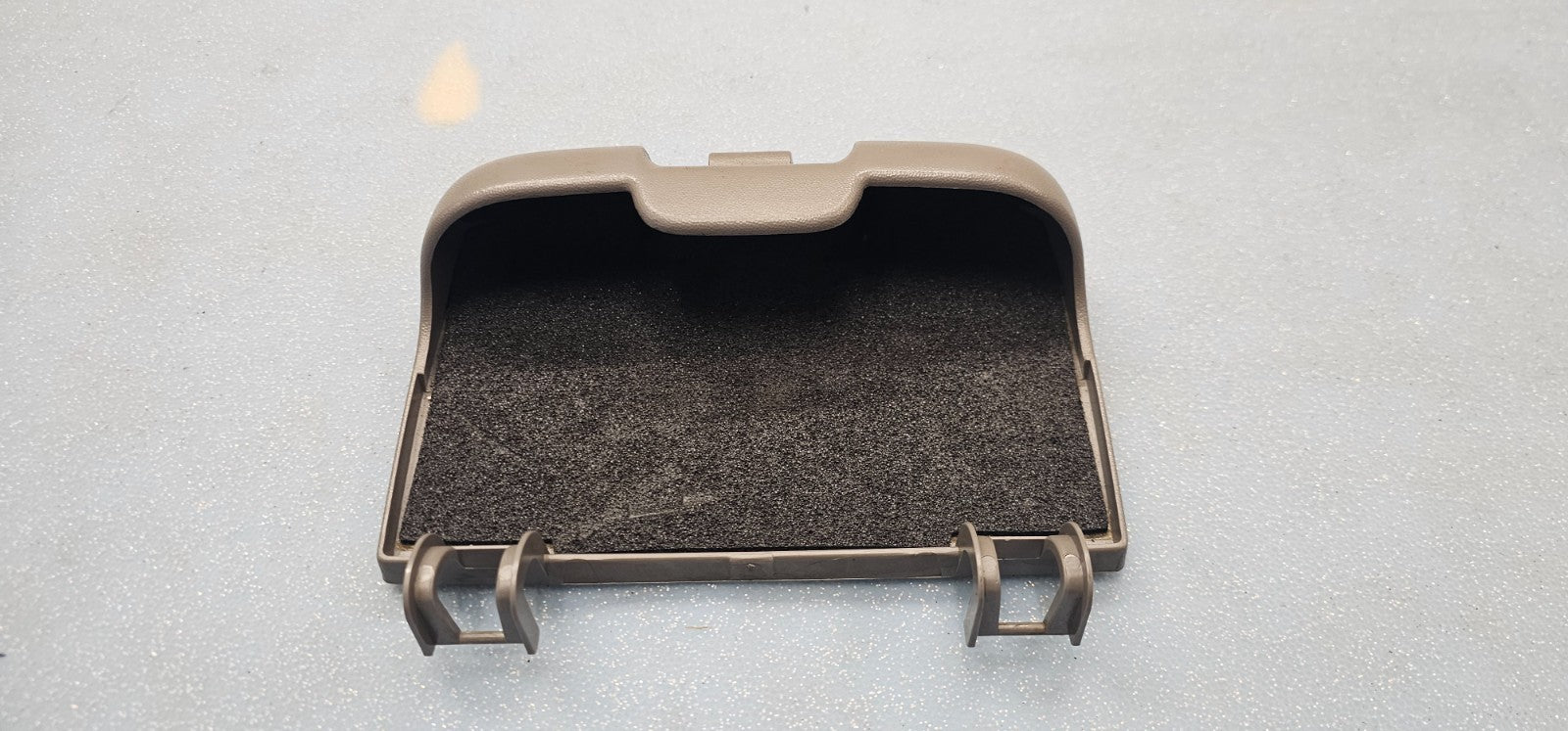 🔥97-03 Ford F150 EXPEDITION Overhead Console SUNGLASS Opener Door TAN