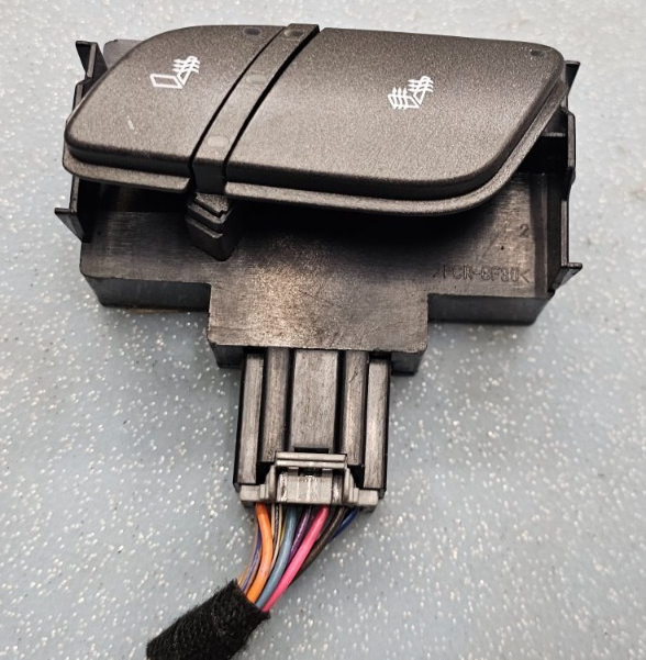 🔥2006-2011 Buick Lucerne Right Passenger Front Heated Seat Switch OEM