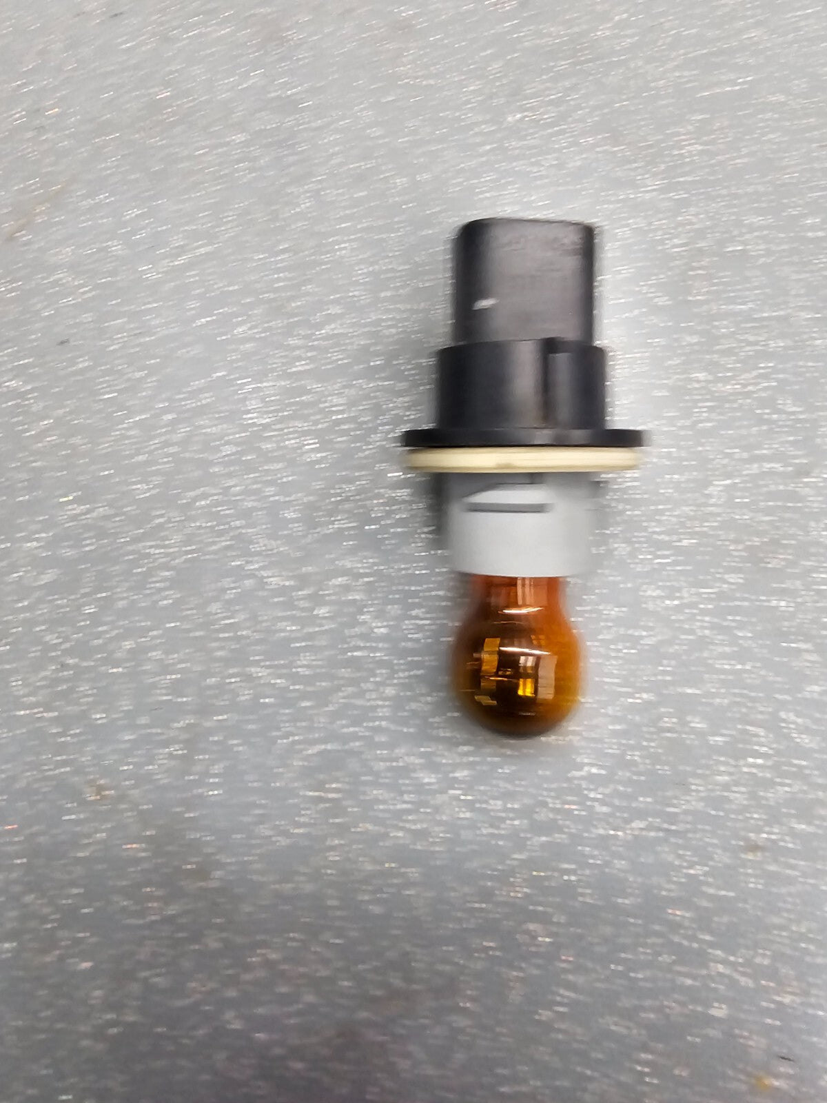 2008-2010 Dodge Ram 1500 2500 3500 Turn Signal Light Bulb Socket Flasher