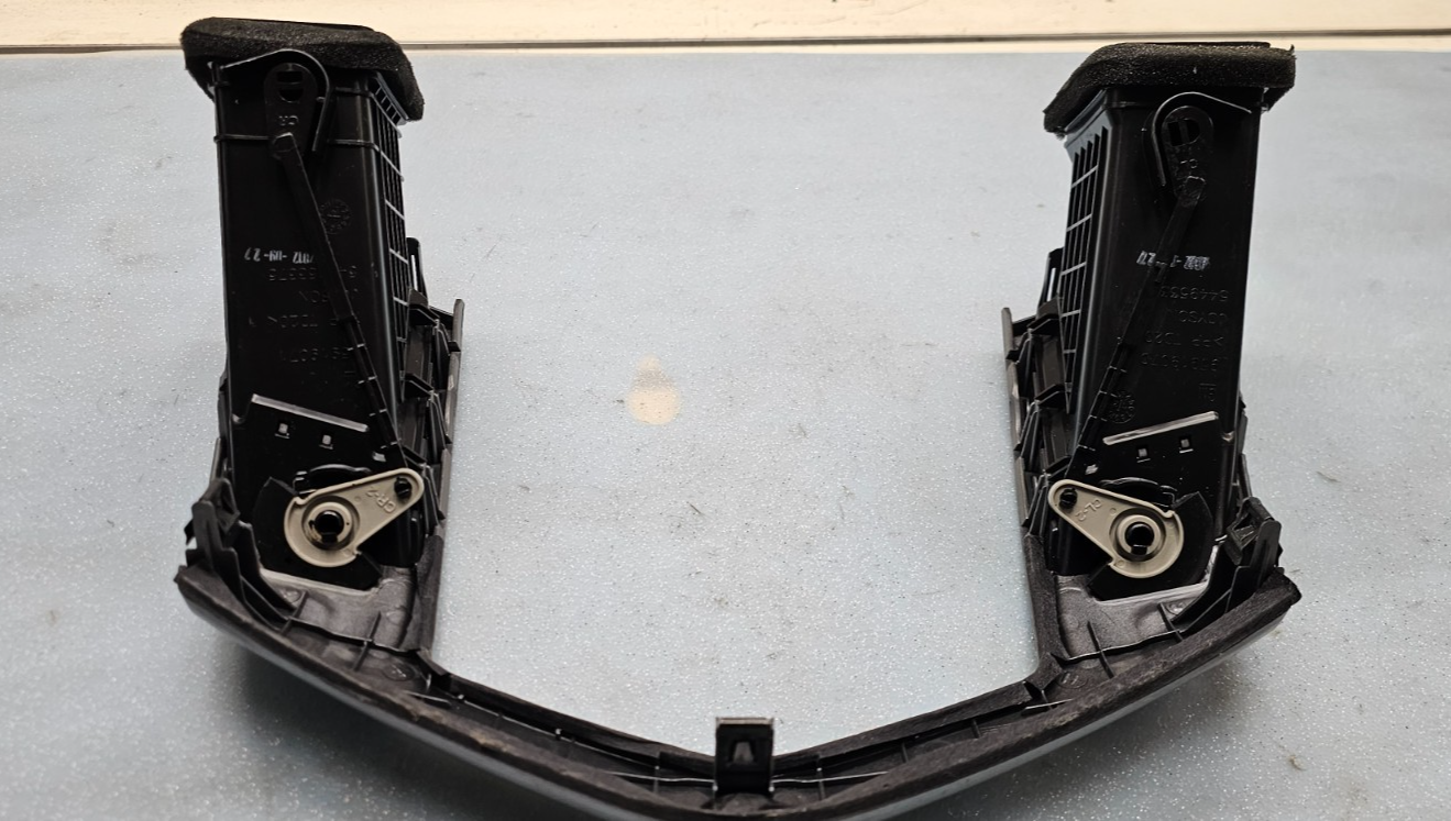 🔥11-15 Chevy Cruze Center Dash Radio Display Audio Stereo Bezel Panel silver