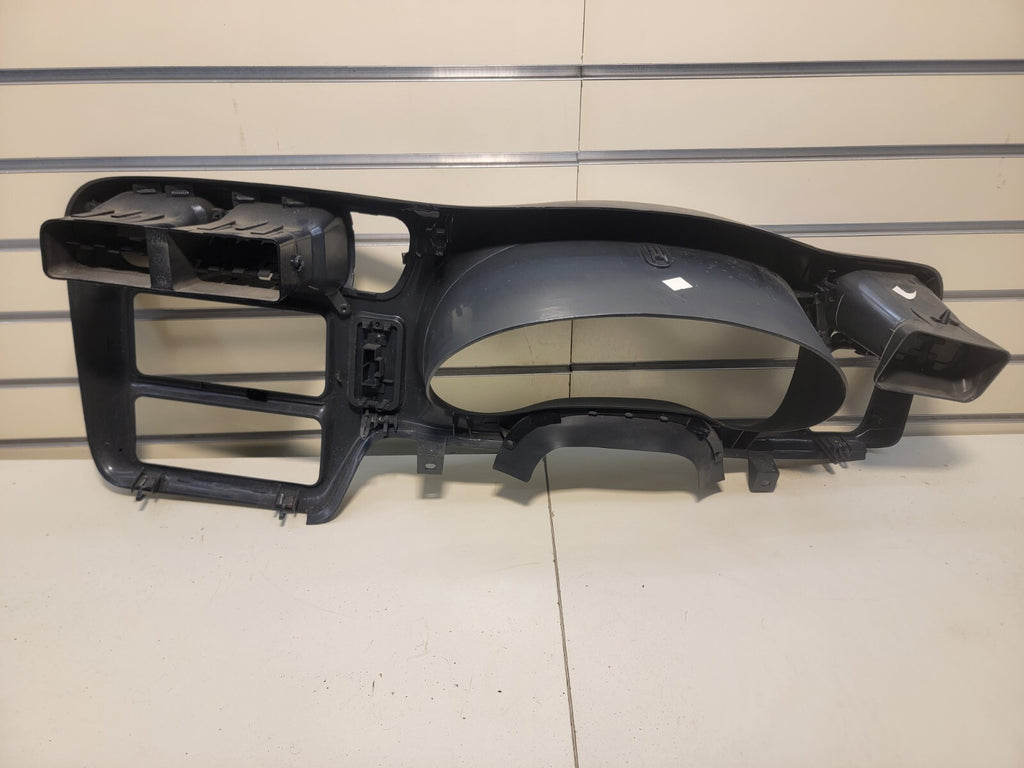 98-04 BLAZER S10 JIMMY SONOMA Cluster Dash Radio Bezel Black C8