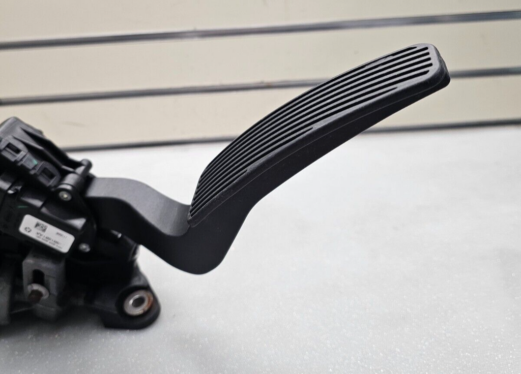 🔥2005-2006 CHRYSLER 300 DODGE MAGNUM CHARGER ACCELERATOR PEDAL Assembly OEM