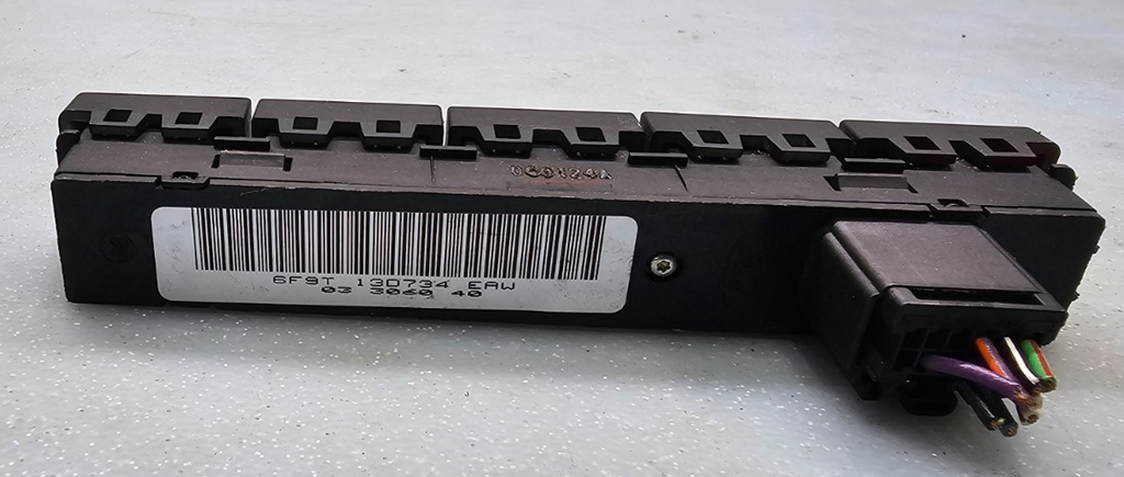 🔥08-09 Mercury Sable Ford Taurus Traction Hazard Control Switch OEM