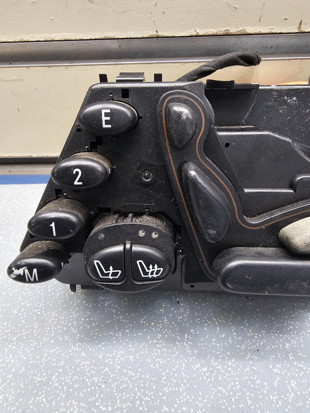 🔥00-06 Mercedes S500 S600 Left Driver Memory Seat Heat Control Switch Assembly