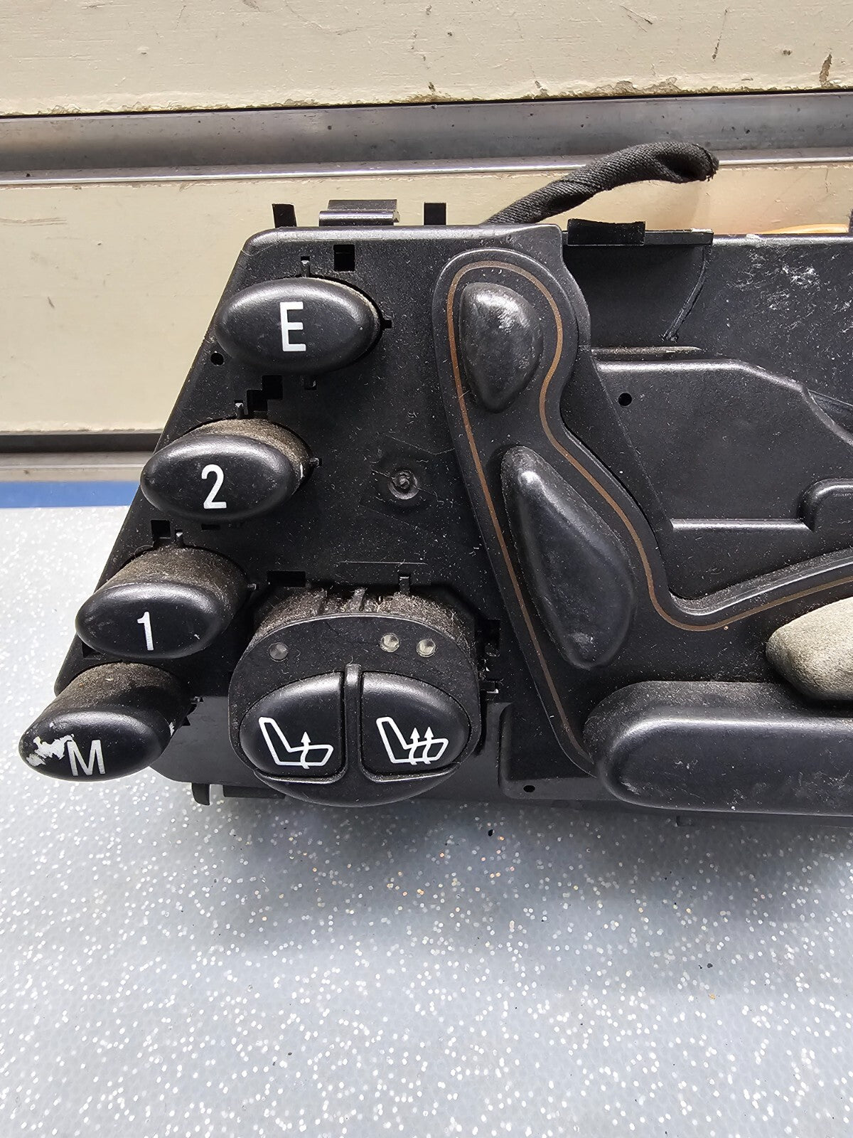 🔥00-06 Mercedes S500 S600 Left Driver Memory Seat Heat Control Switch Assembly