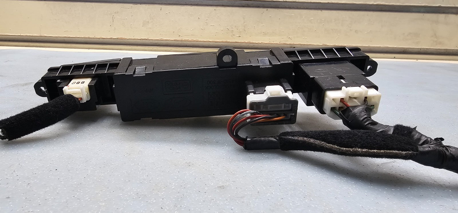 🔥06-10 Kia Sportage Hazard Switch Control Dash Digital Clock Display Time Black