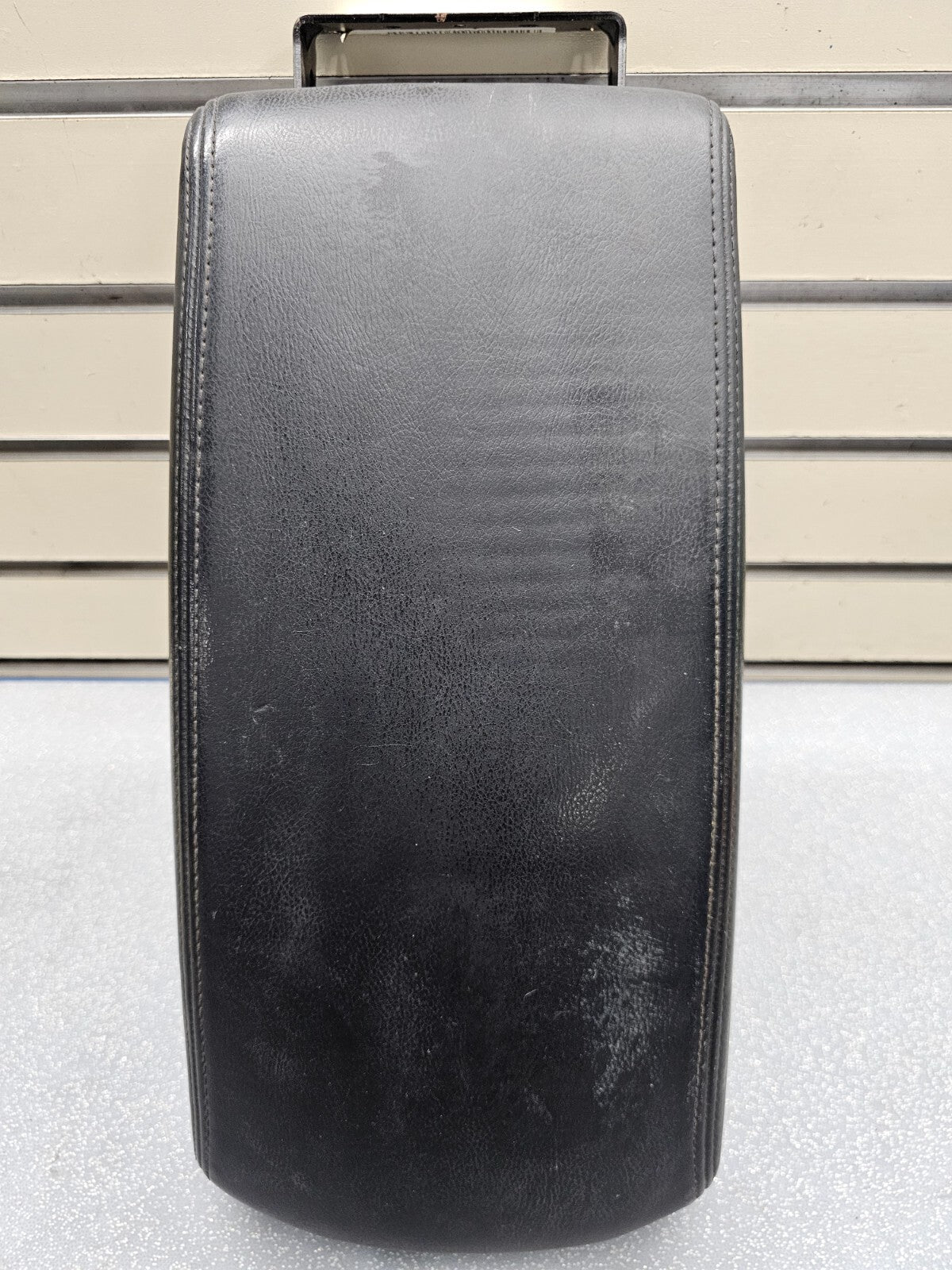 🔥09-14 Maxima 13-18 Altima Center Console Lid Arm Rest Leather Assembly Black