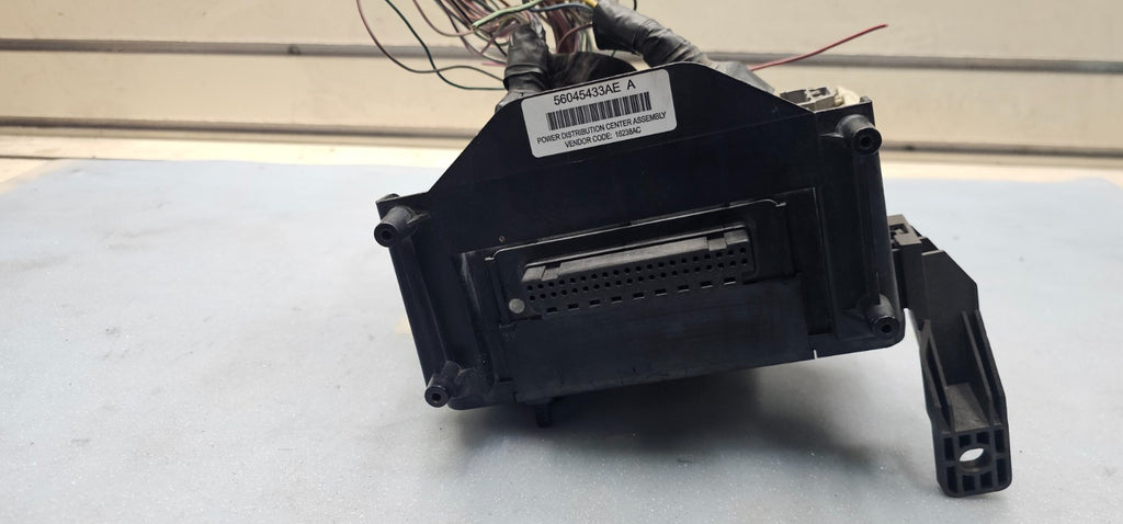 🔥02-05 Dodge Ram Engine TIPM Fuse Box Junction Body Control Distribution Module