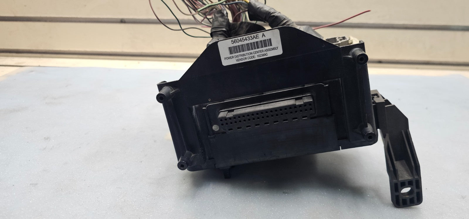 🔥02-05 Dodge Ram Engine TIPM Fuse Box Junction Body Control Distribution Module