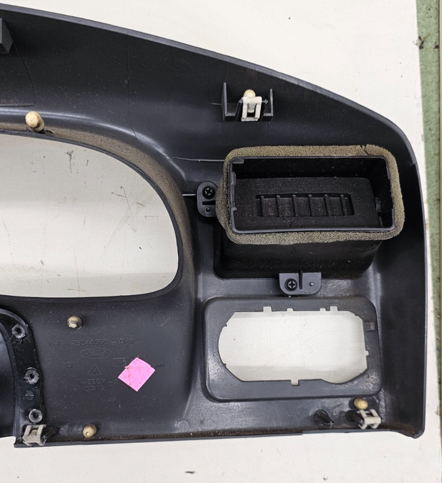 🔥99-04 Ford Excursion Dash Instrument Cluster Speedometer Bezel Panel Black C22