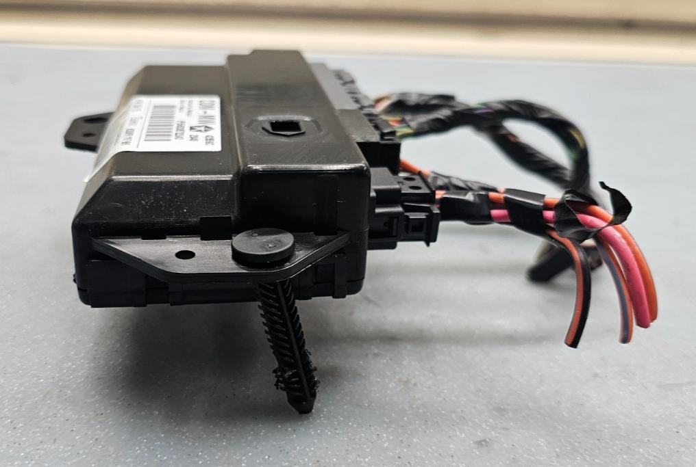 🔥05-10 CHRYSLER 300 Charger magnum  FRONT DOOR WINDOW CONTROL MODULE MEMORY