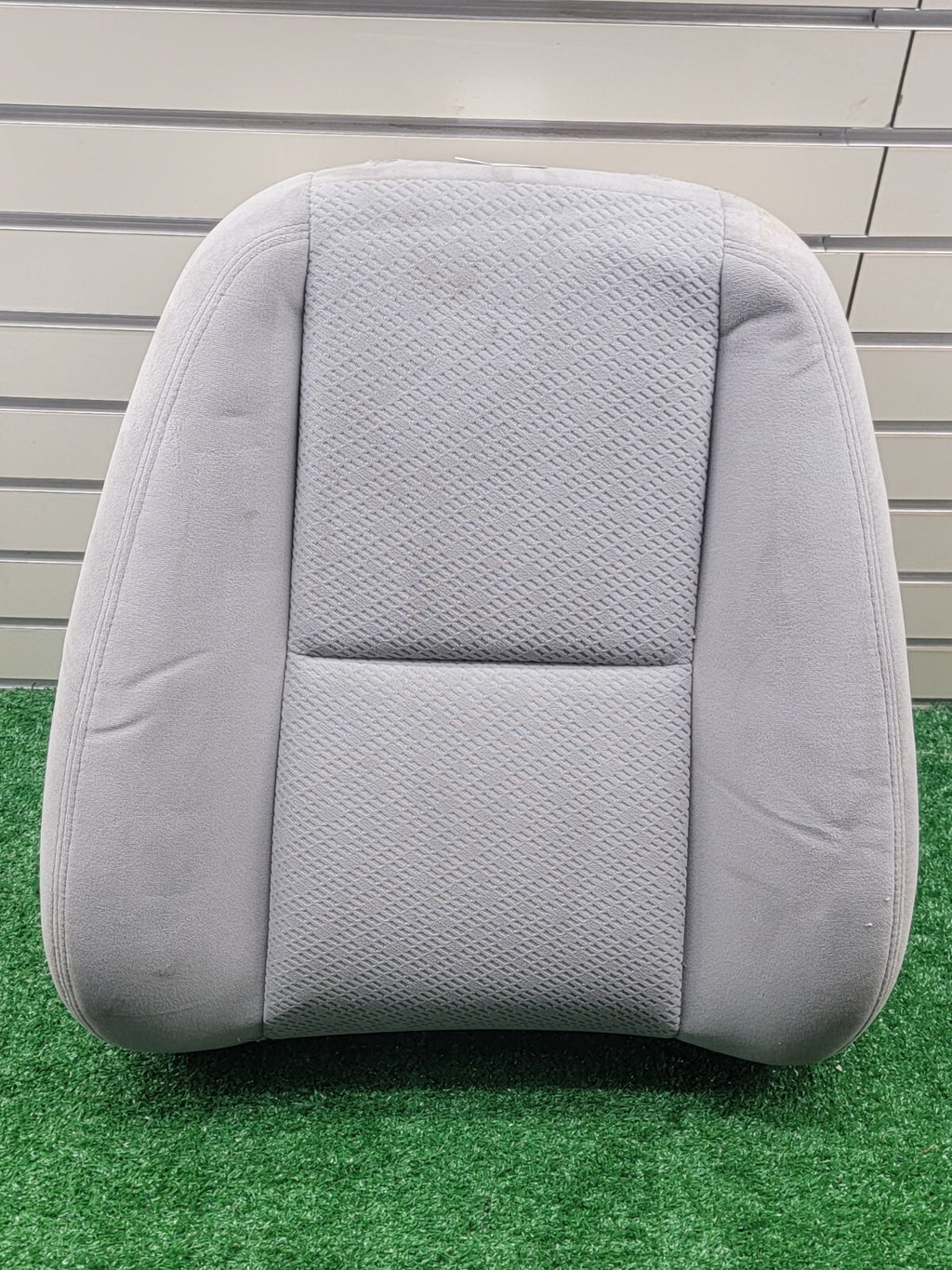 🔥07-13 GMC Sierra 1500 2500 3500 Seat rest cushion cloth front right gray V4