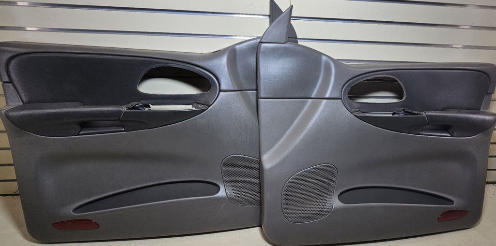 🔥02-09 CHEVY TRAILBLAZER Door Panel  Front LEFT&RIGHT Set2 armrest GRAY DK G D8