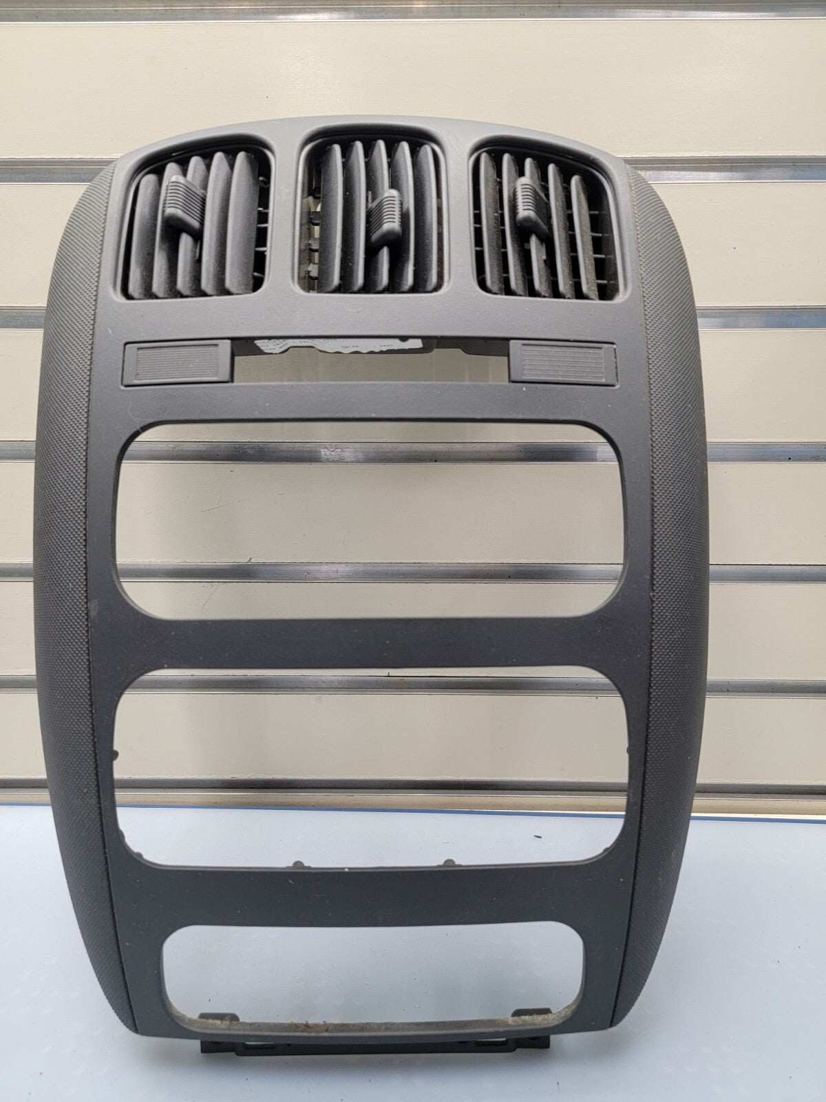 🔥01-07 Dodge Caravan Town & Country Voyager dash radio climate TRIM bezel BLACK