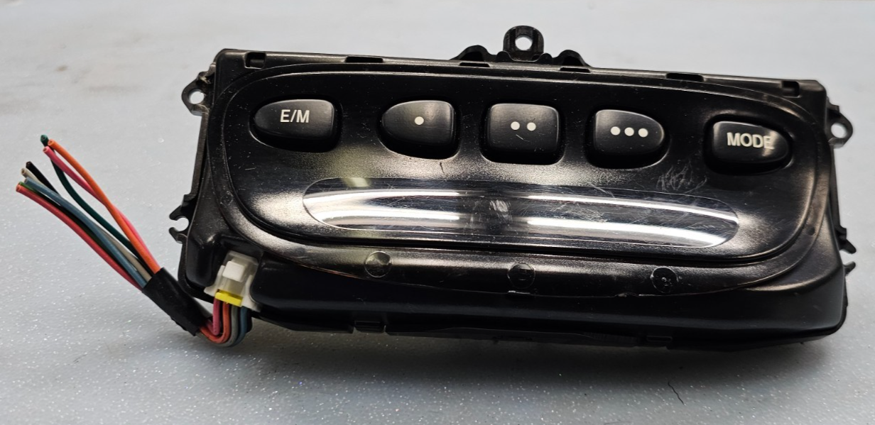 🔥04-06 Toyota Sienna Overhead Console Dome Trip Meter Computer Assembly OEM