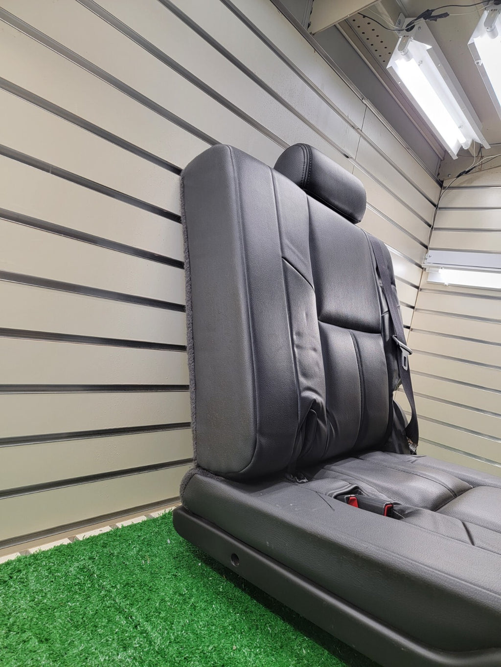 07-14 Escalade Suburban Tahoe Yukon Third 3rd Row Seat Leather RIGHT black