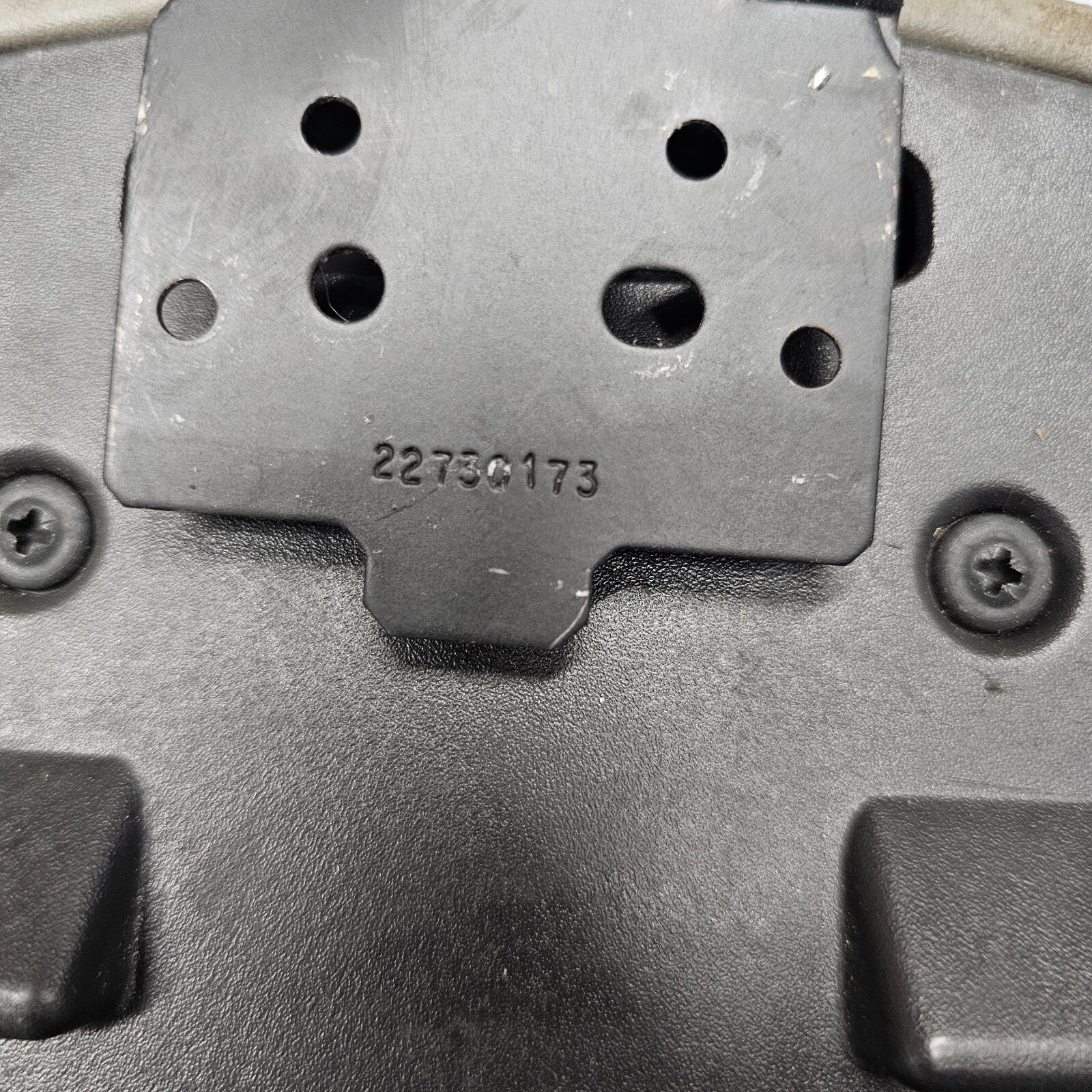 🔥04-08 Chevy Malibu Center Console Arm Rest Lid Cover Top Pad Assembly TAN OEM