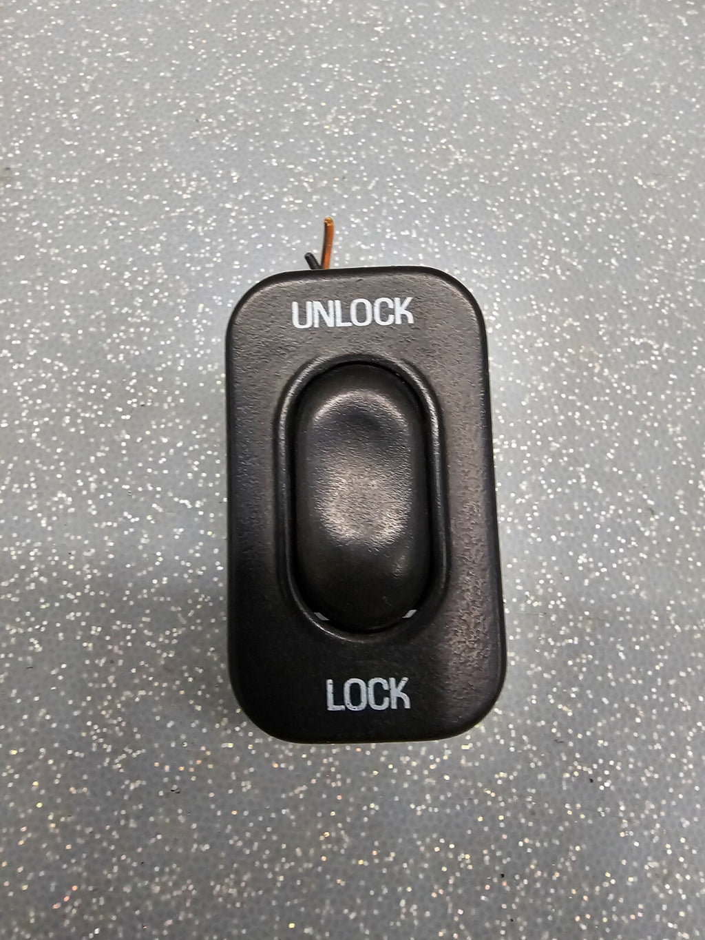 95-06 Ford Ranger Mazda B2300 B2500 B3000 Power Front Door Lock Switch Assembly