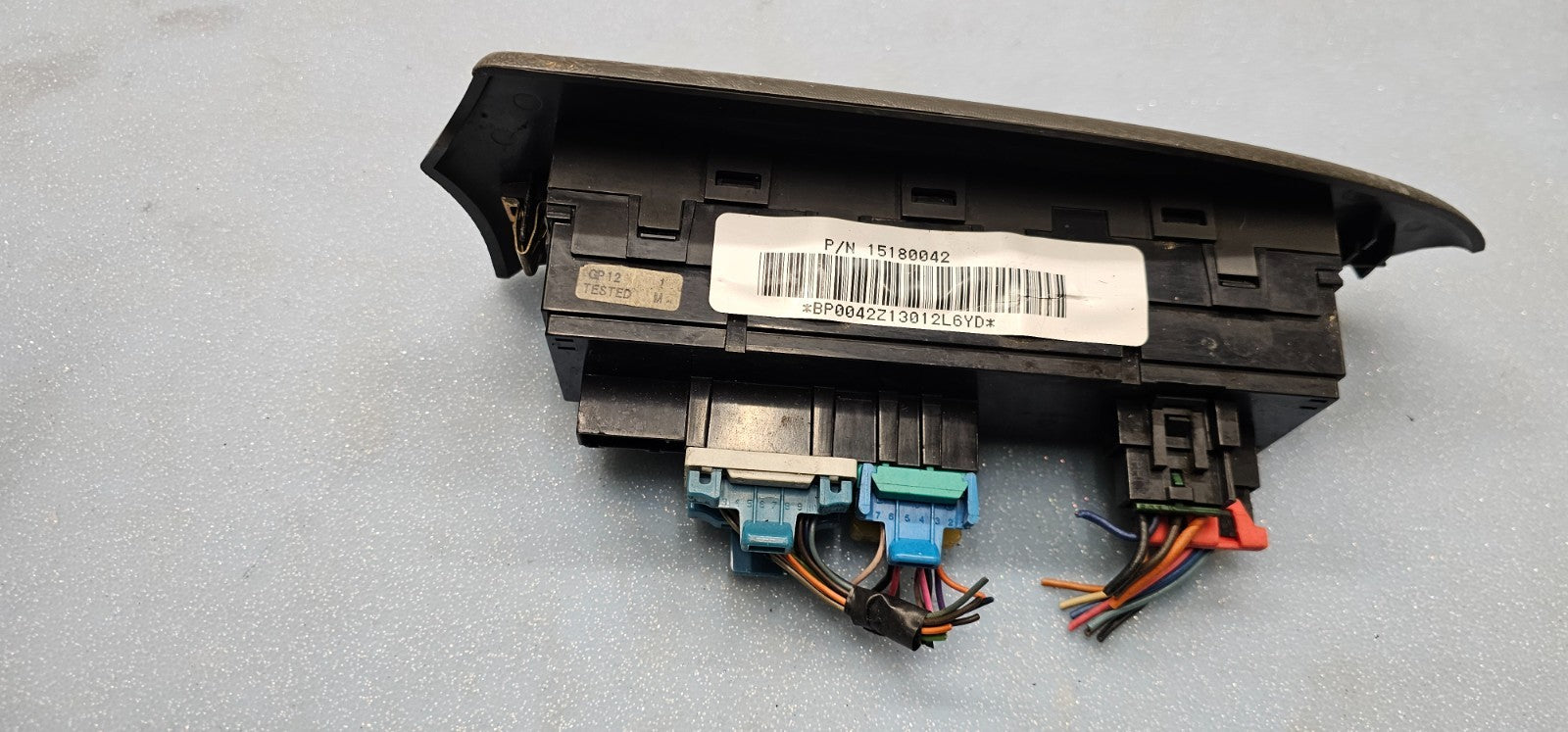 🔥02-05 CHEVY TRAILBLAZER DRIVER SIDE MASTER POWER WINDOW SWITCH DK Grey